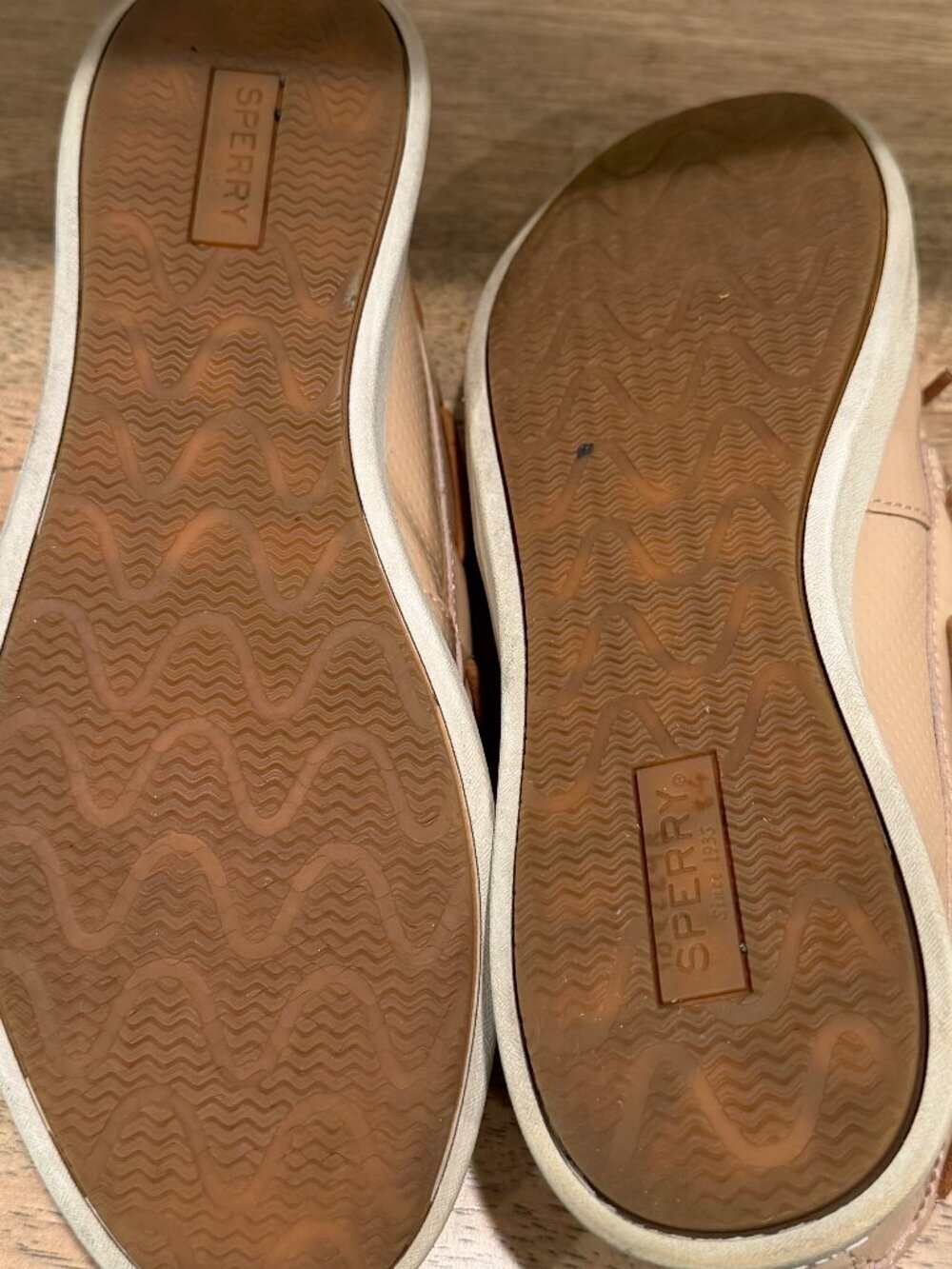 Sperry Oasis Canal Patent Leather Boat Shoes Cream White Loafers Size 8.5 - Picture 4 of 6